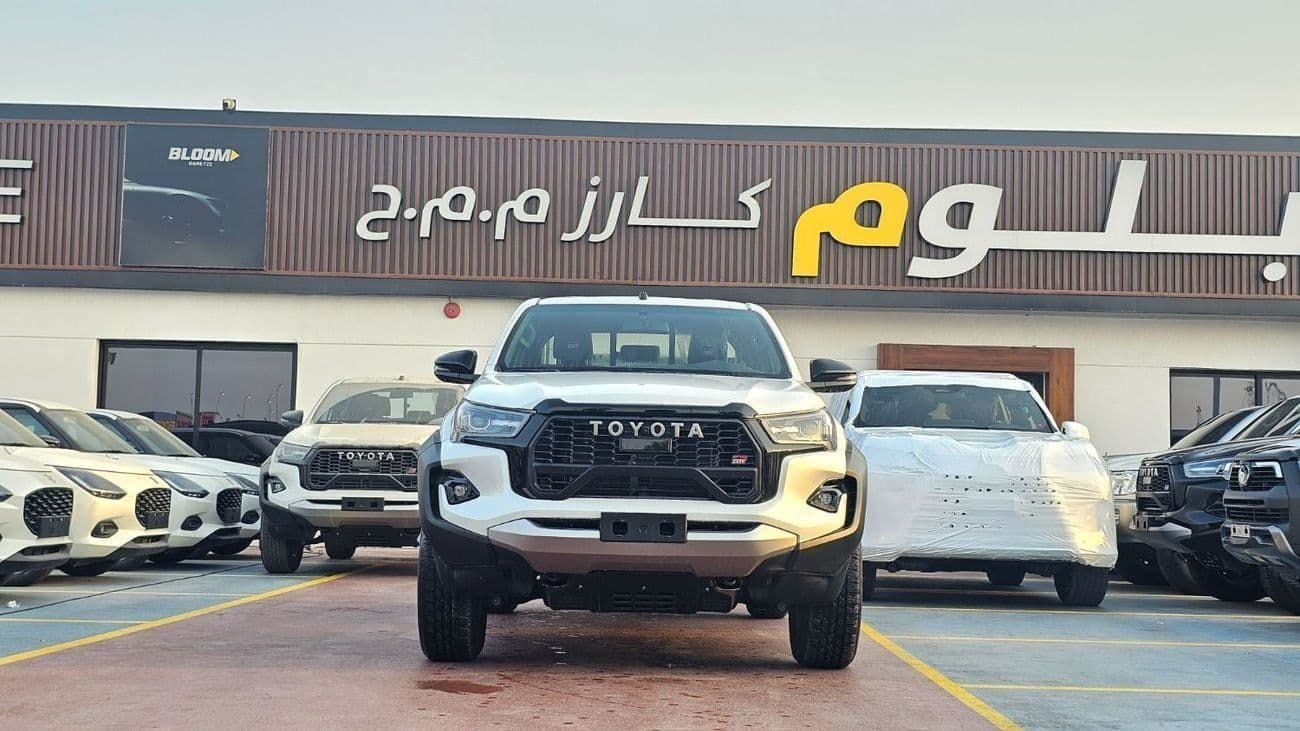 2026 Toyota Hilux GR SPORT thumbnail 3