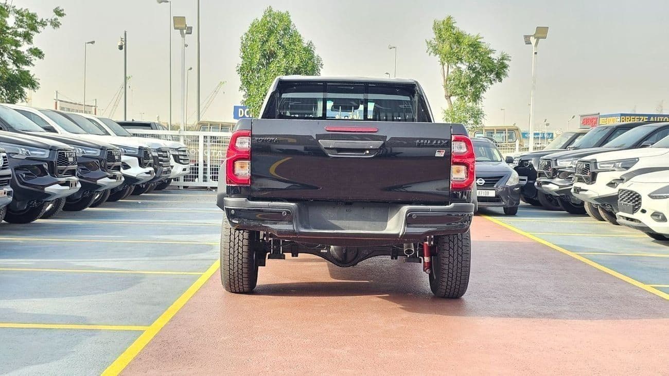2026 Toyota Hilux GR SPORT thumbnail 4