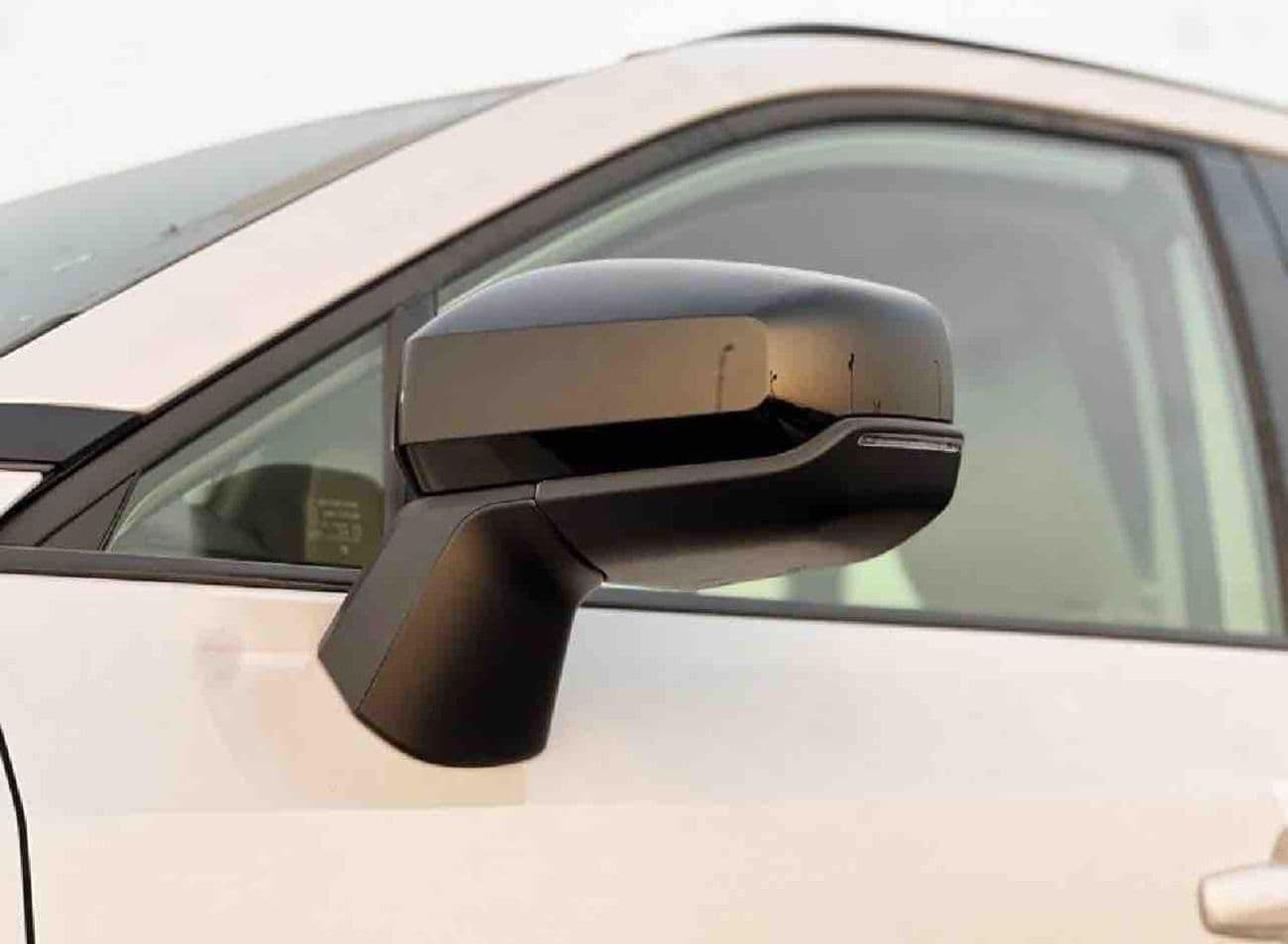 2026 Toyota RAV4 XLE HEV thumbnail 6