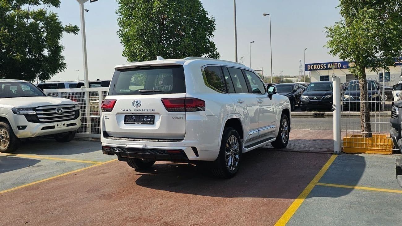 2026 Toyota Land Cruiser VXR thumbnail 6