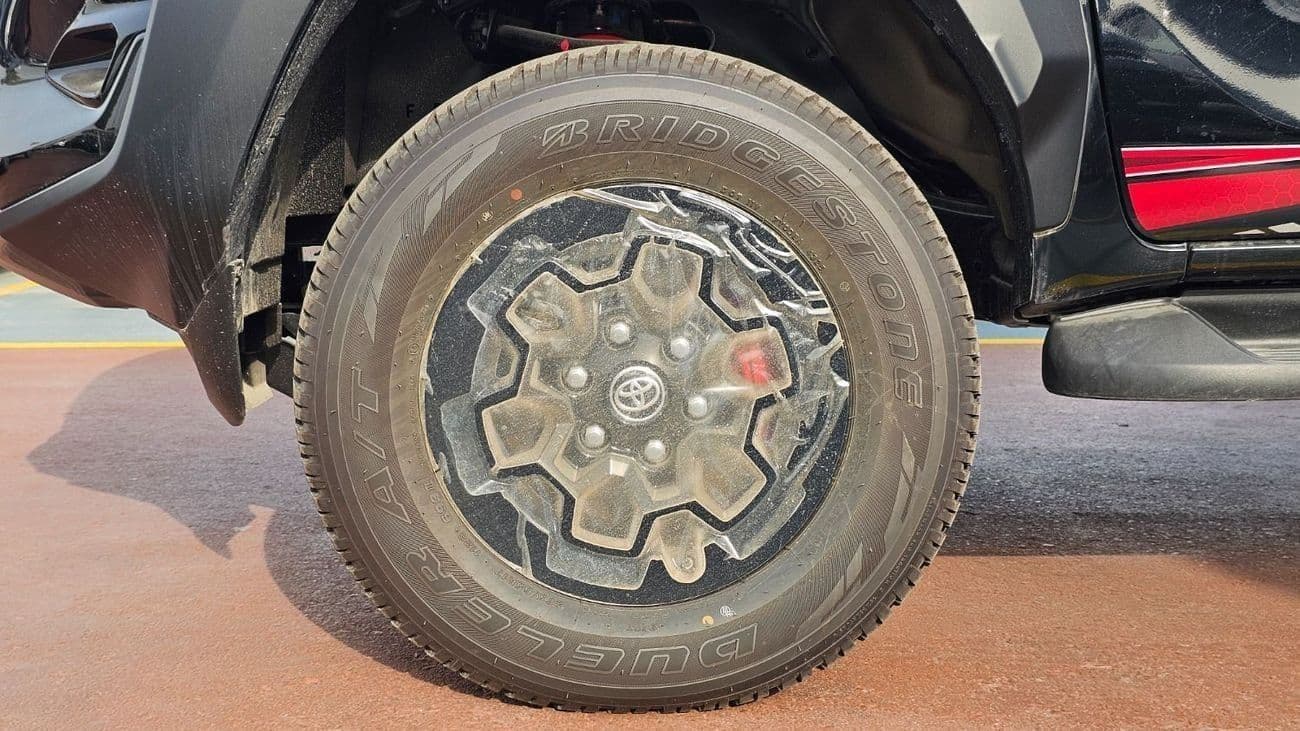 2026 Toyota Hilux GR SPORT thumbnail 8