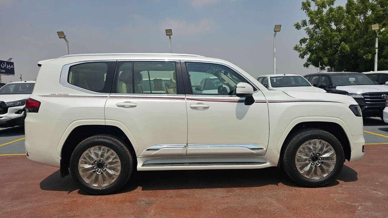 2026 Toyota Land Cruiser GXR thumbnail 4