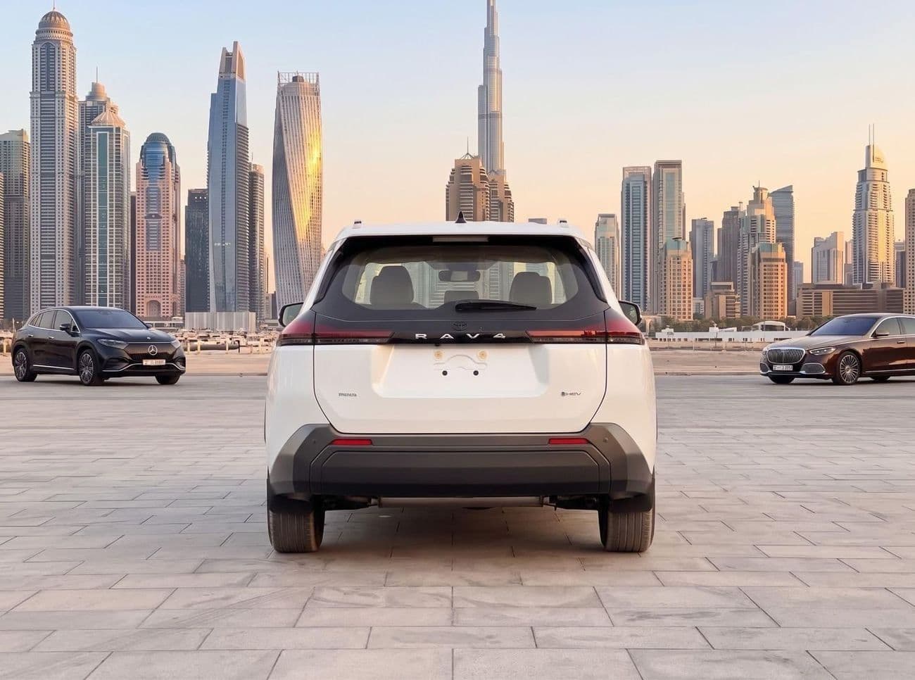 2026 Toyota RAV4 XLE HEV thumbnail 4