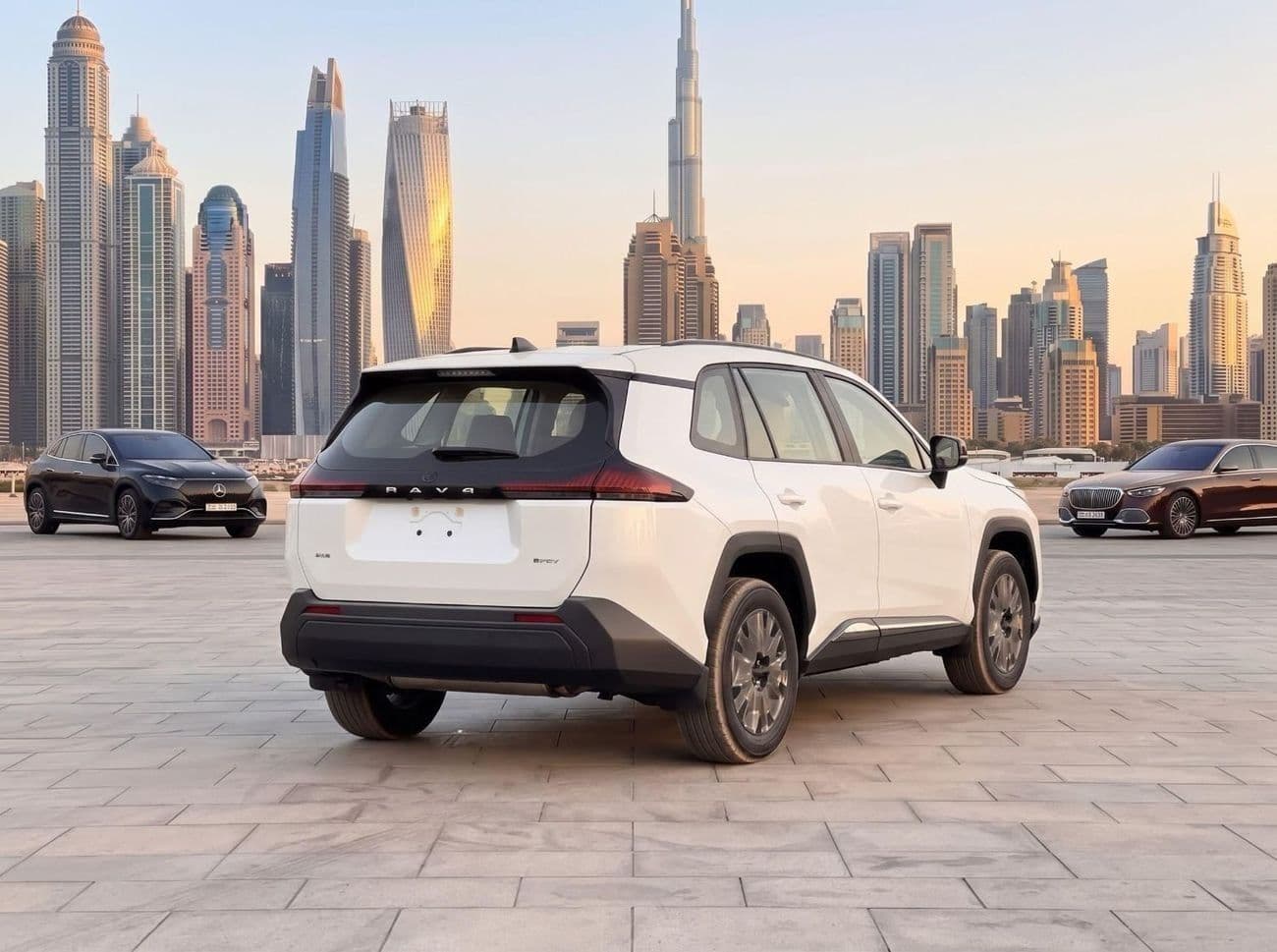 2026 Toyota RAV4 XLE HEV thumbnail 3