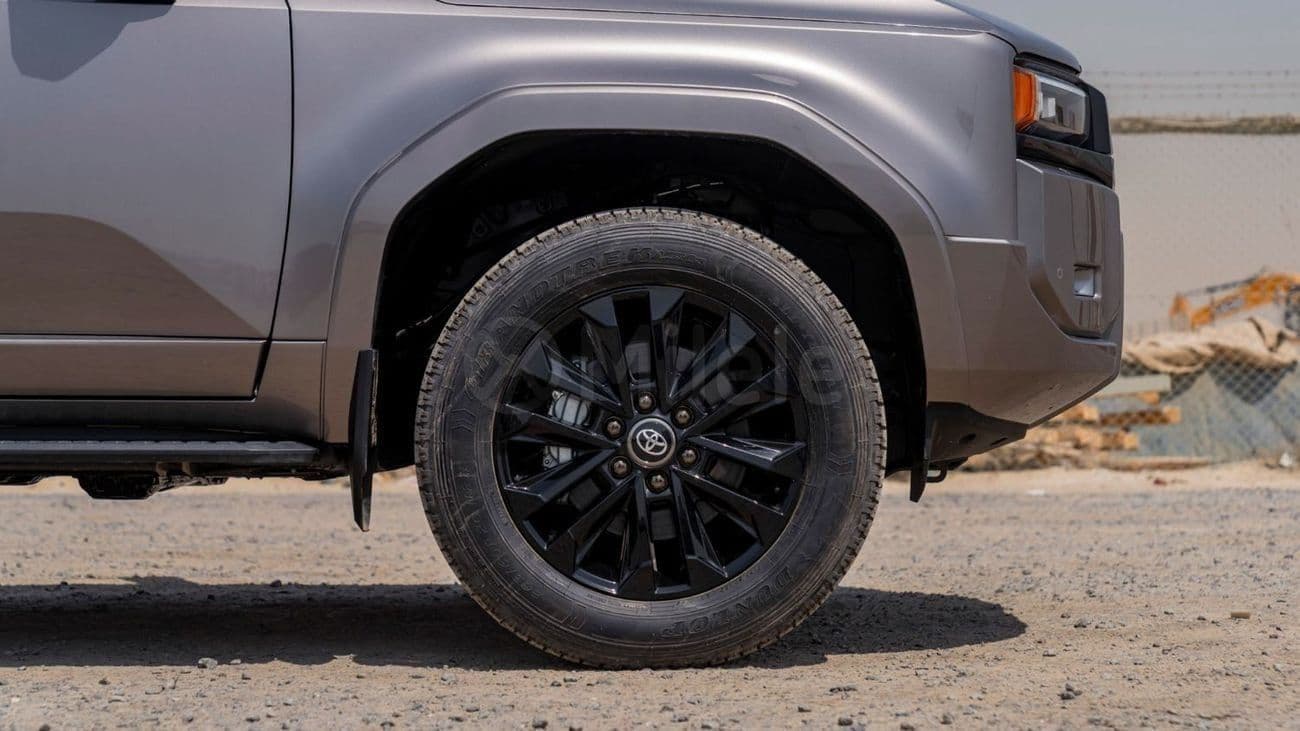 2025 Toyota Prado thumbnail 5
