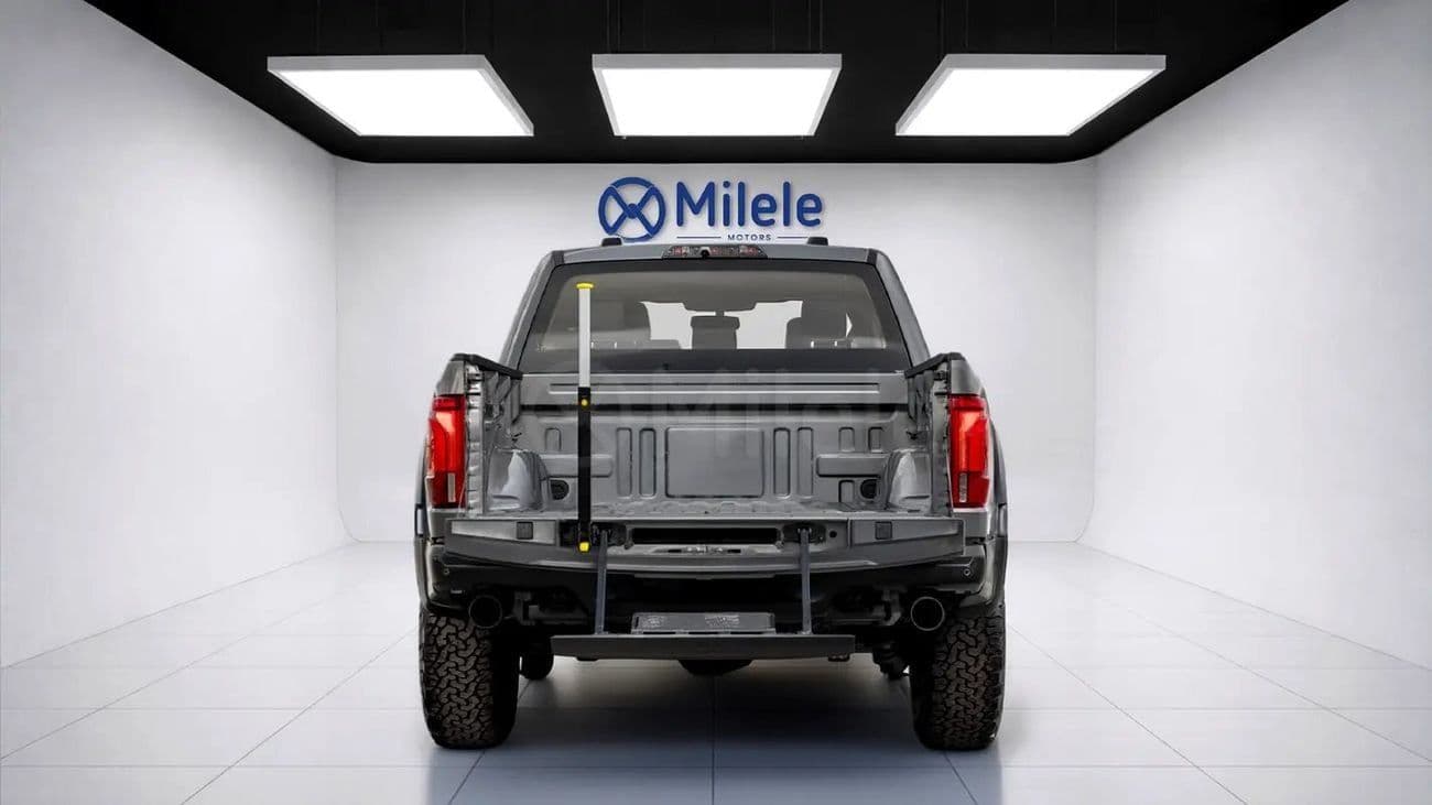 2025 Ford F 150 thumbnail 8