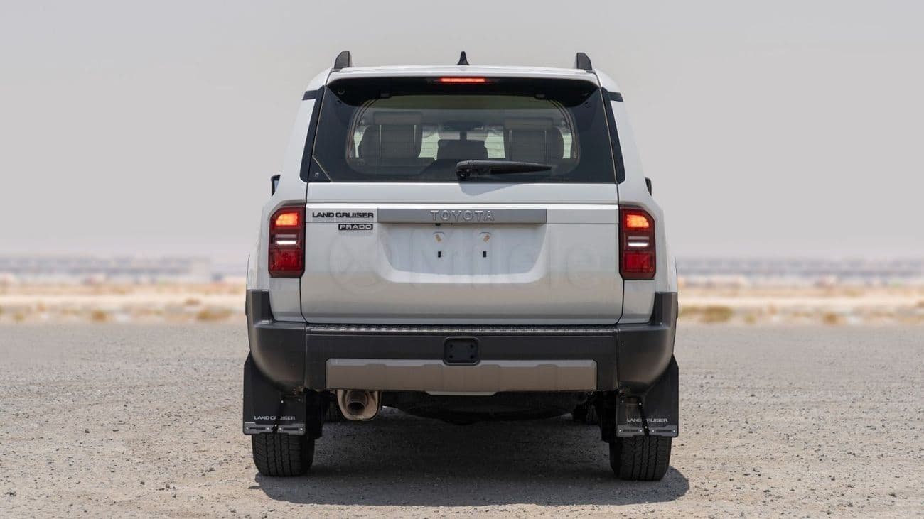 2024 Toyota Prado thumbnail 8