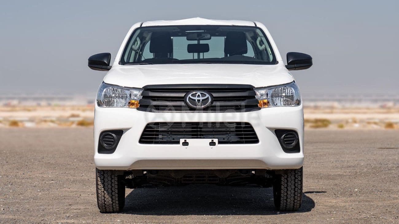 2025 Toyota Hilux thumbnail 2