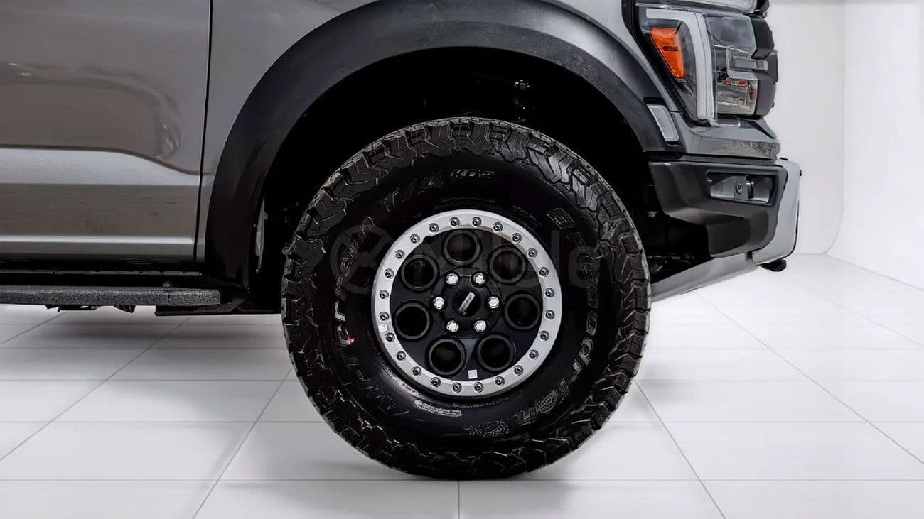 2025 Ford F 150 thumbnail 5