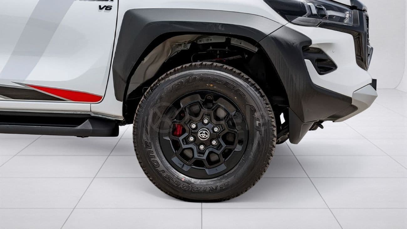 2026 Toyota Hilux GR SPORT thumbnail 6