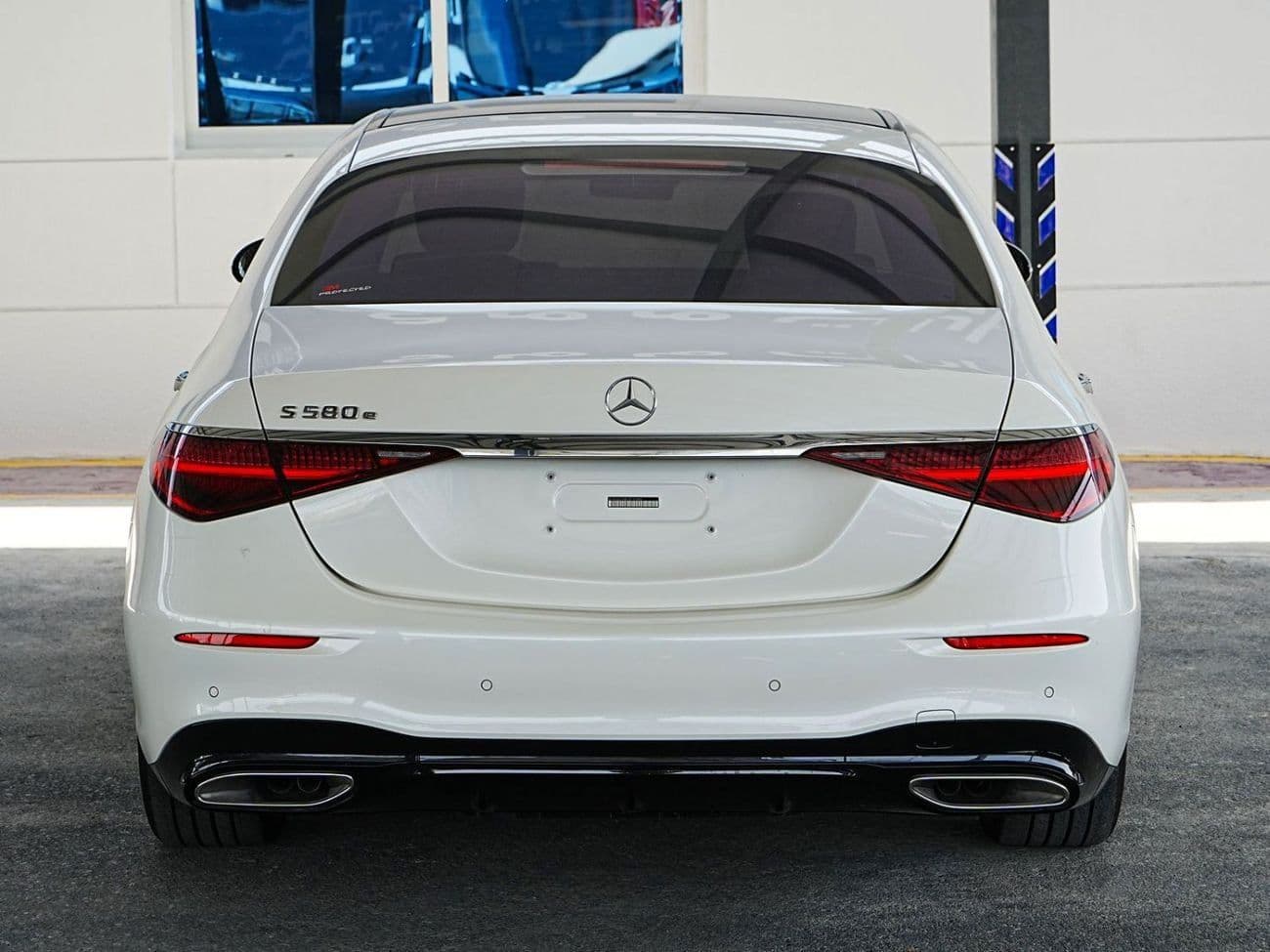 2022 Mercedes Benz S 580 e thumbnail 5