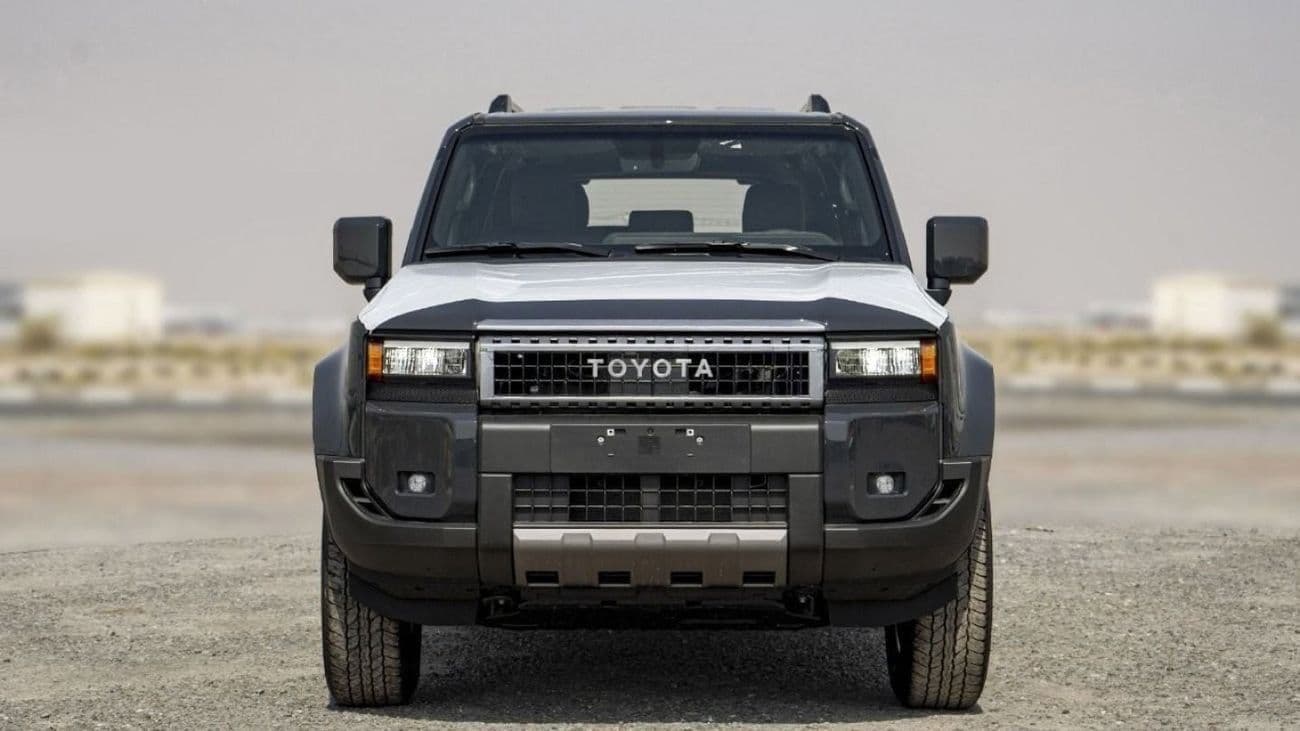 2025 Toyota Prado GXR thumbnail 7