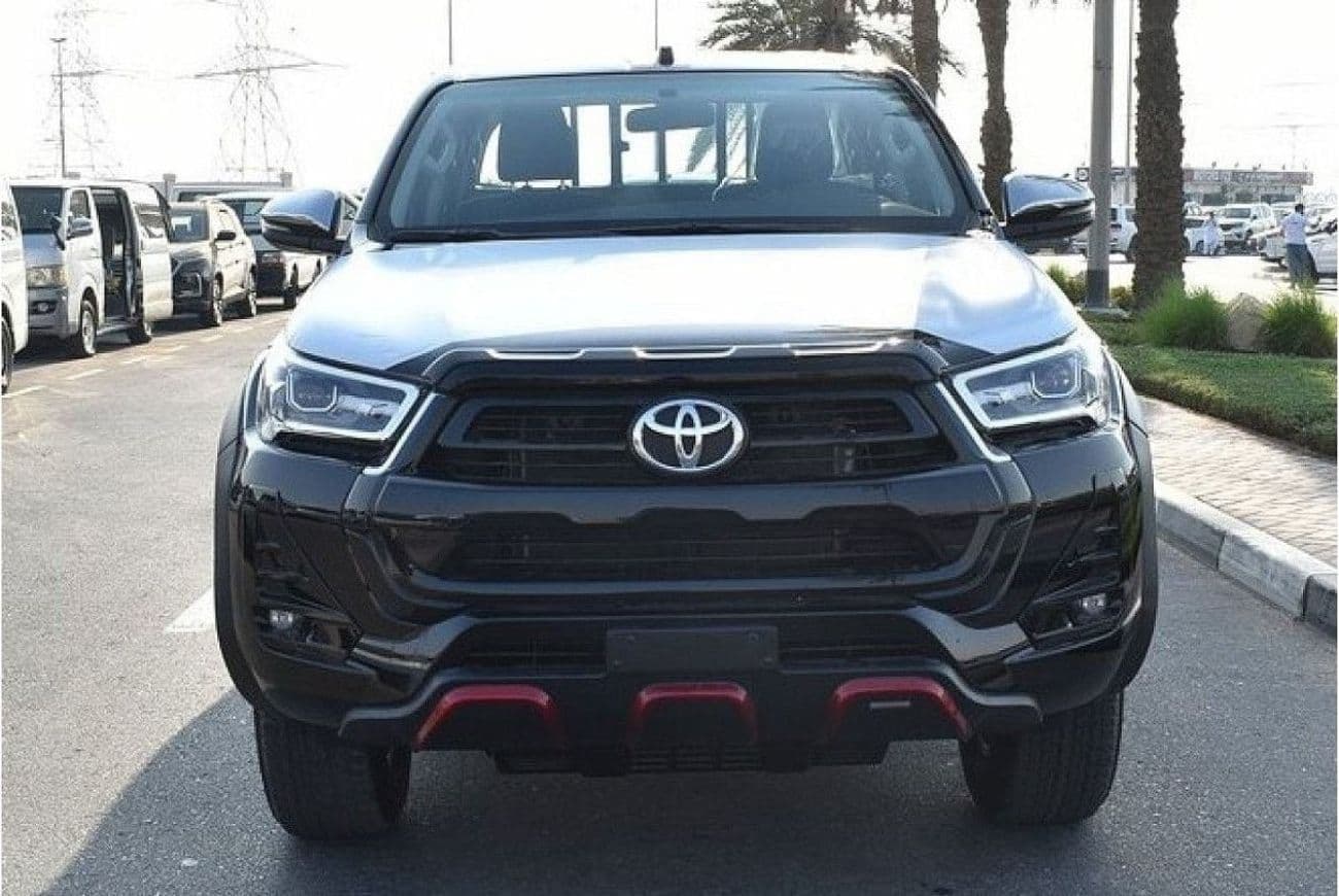 2025 Toyota Hilux SGLX thumbnail 2