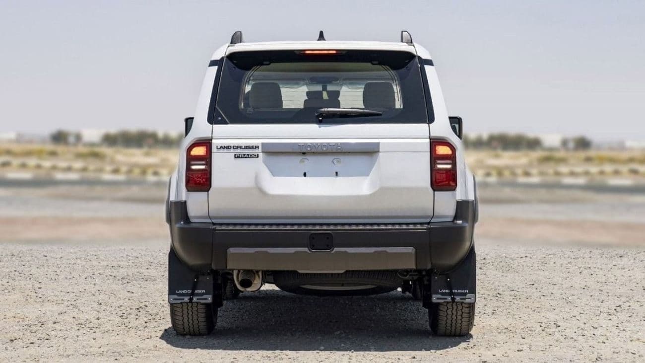 2025 Toyota Prado TXR thumbnail 4