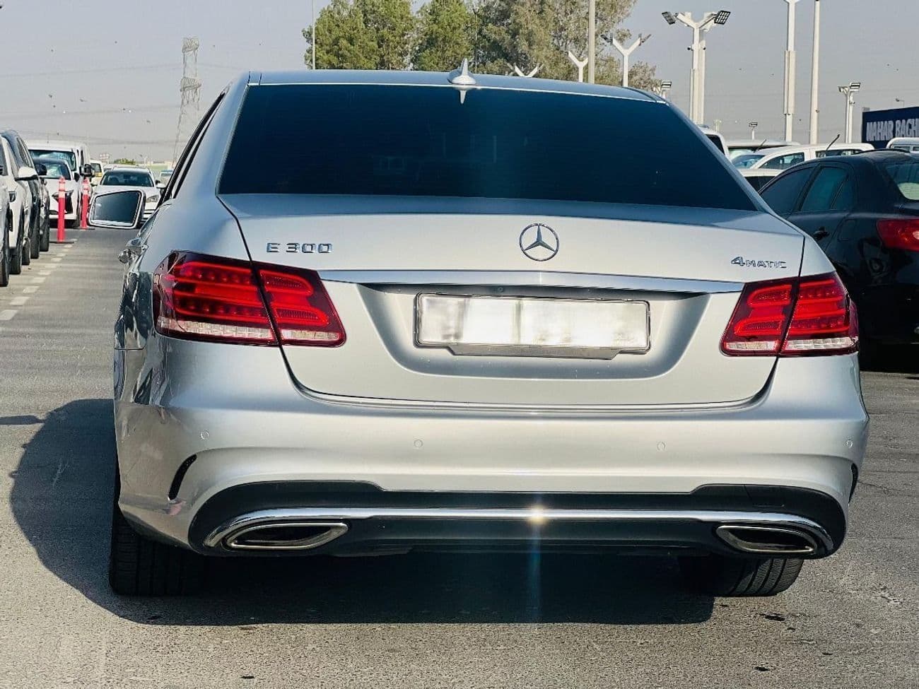 2015 Mercedes Benz E300 AVANTGARDE SPORT thumbnail 3