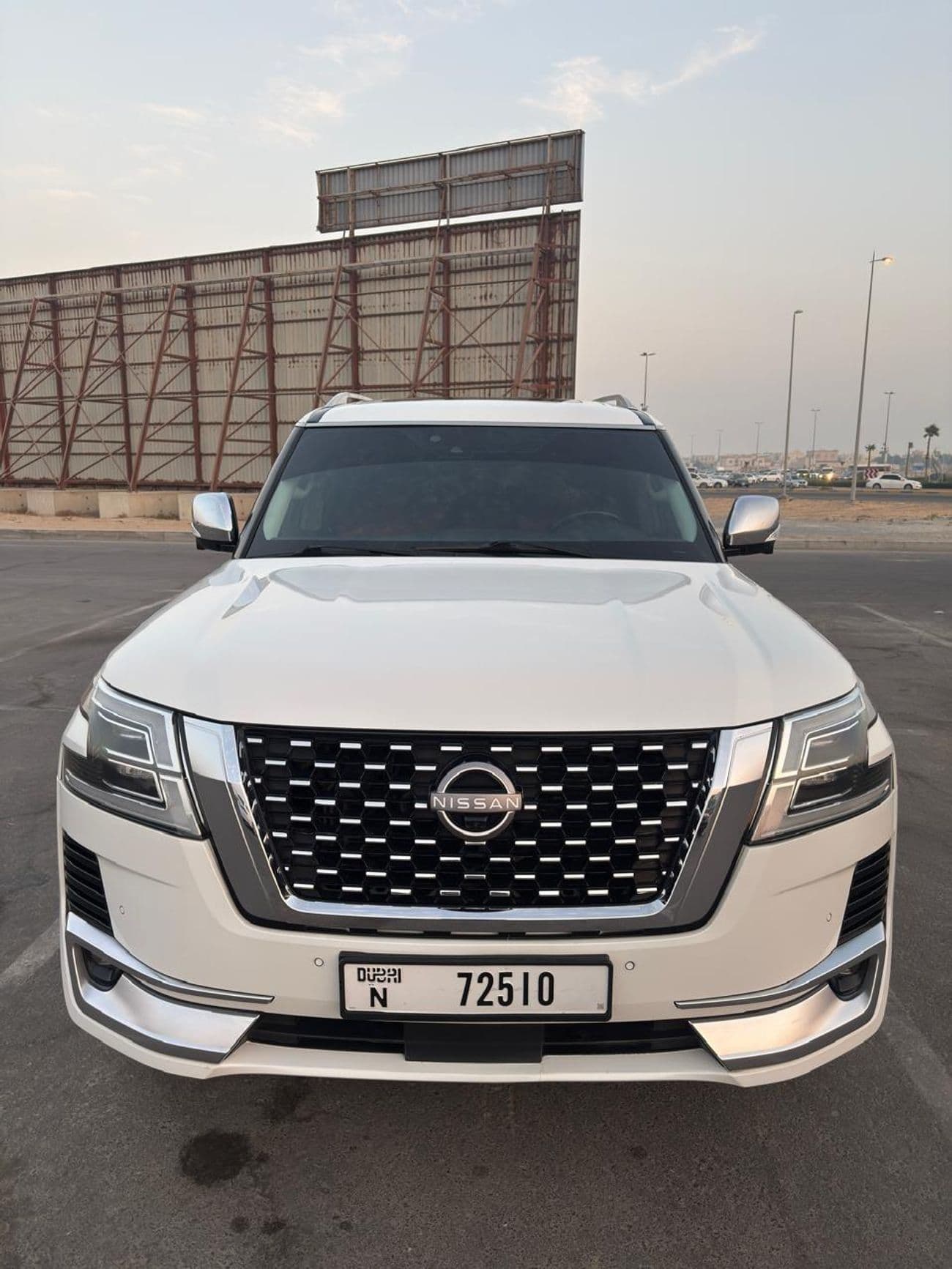 2021 Nissan Patrol LE PLATINUM CITY thumbnail 3
