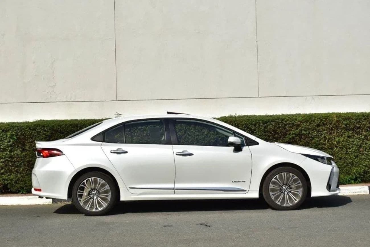 2025 Toyota Corolla XLI EXECUTIVE thumbnail 3