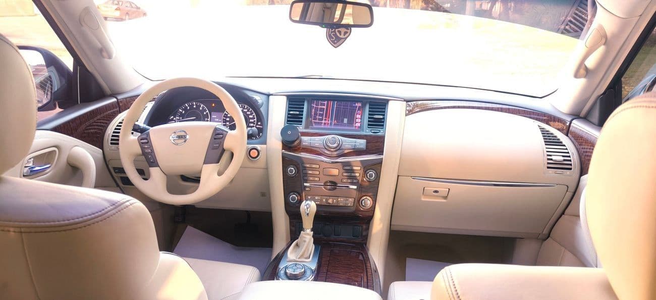 2013 Nissan Patrol SE T3 DVD thumbnail 5