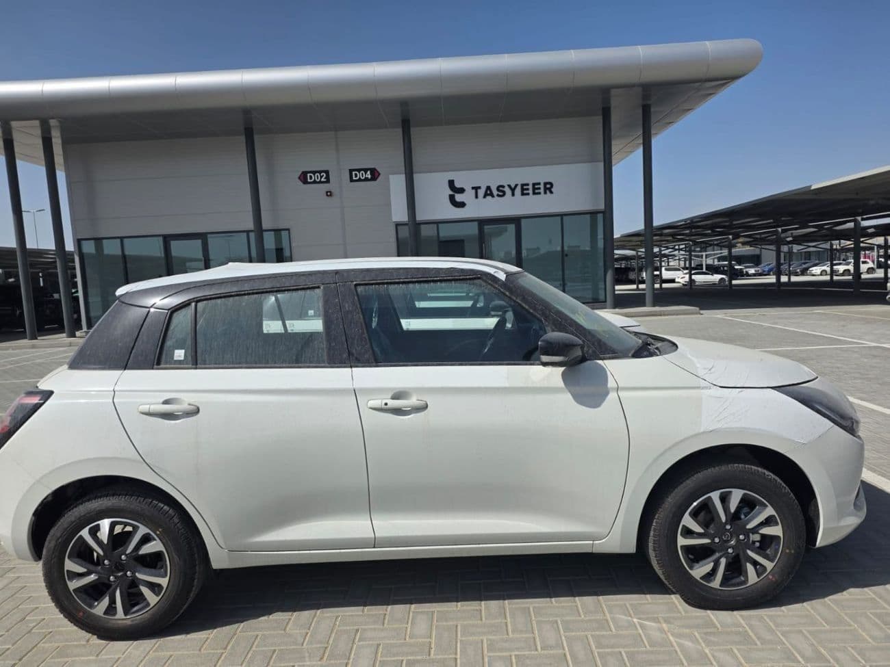 2026 Suzuki Swift GLX thumbnail 5