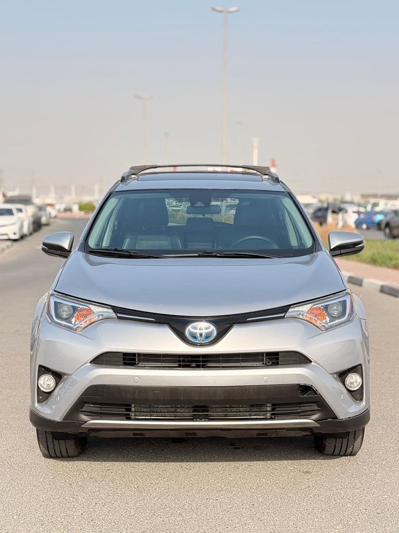 2017 Toyota RAV4 VXR thumbnail 2
