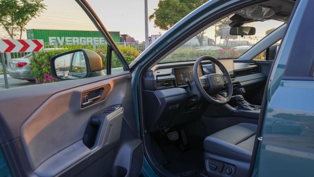 2026 Toyota RAV4 ADVENTURE thumbnail 6