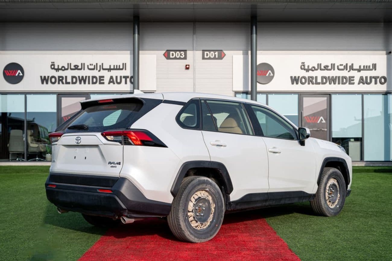 2023 Toyota RAV4 EXR thumbnail 4