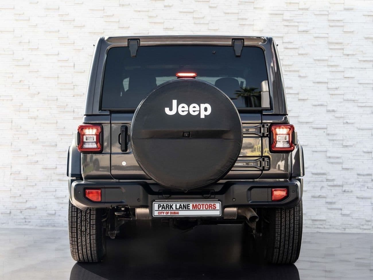 2020 Jeep Wrangler SAHARA thumbnail 6
