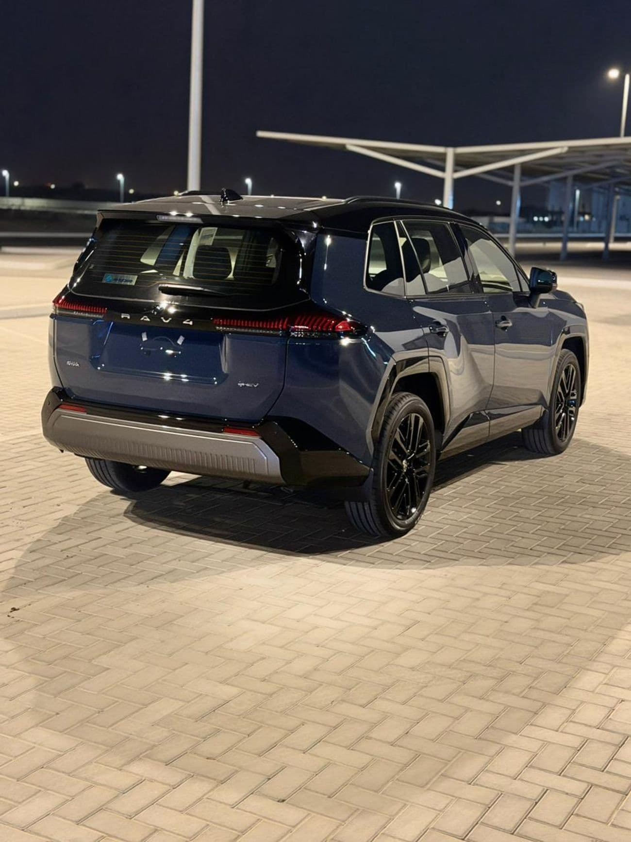 2026 Toyota RAV4 VXR HEV thumbnail 6