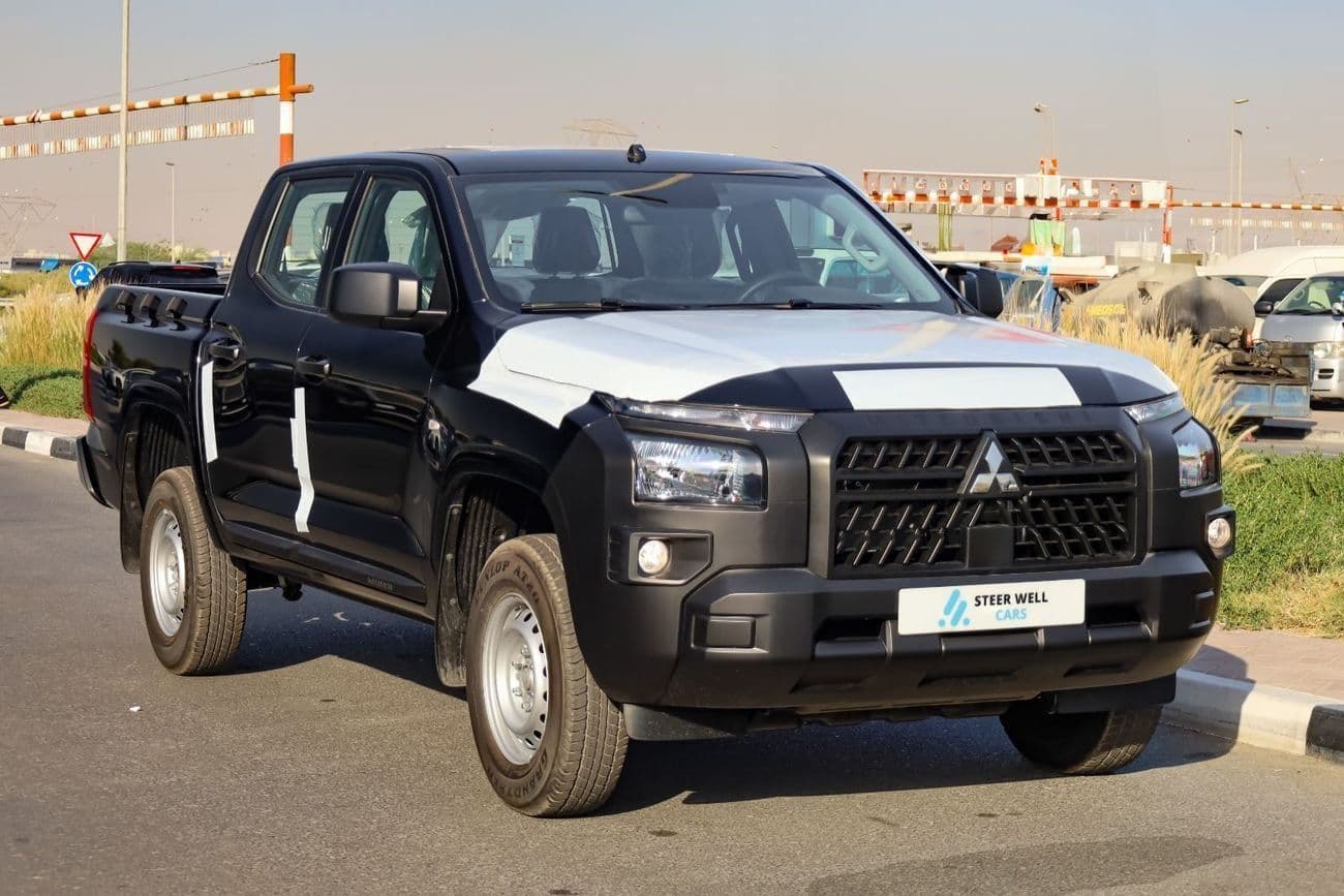 2027 Mitsubishi L200 GL thumbnail 3
