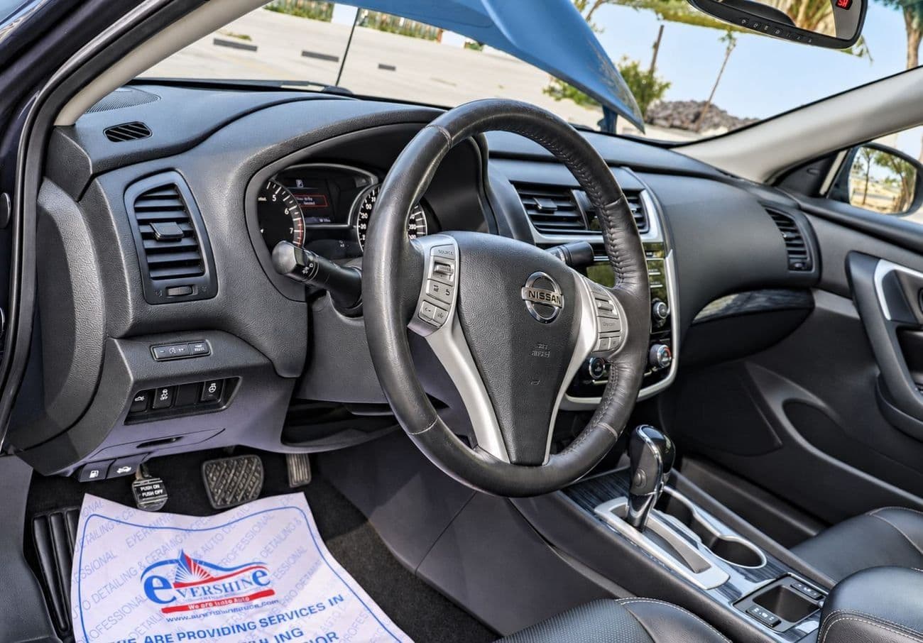 2018 Nissan Altima SV thumbnail 7