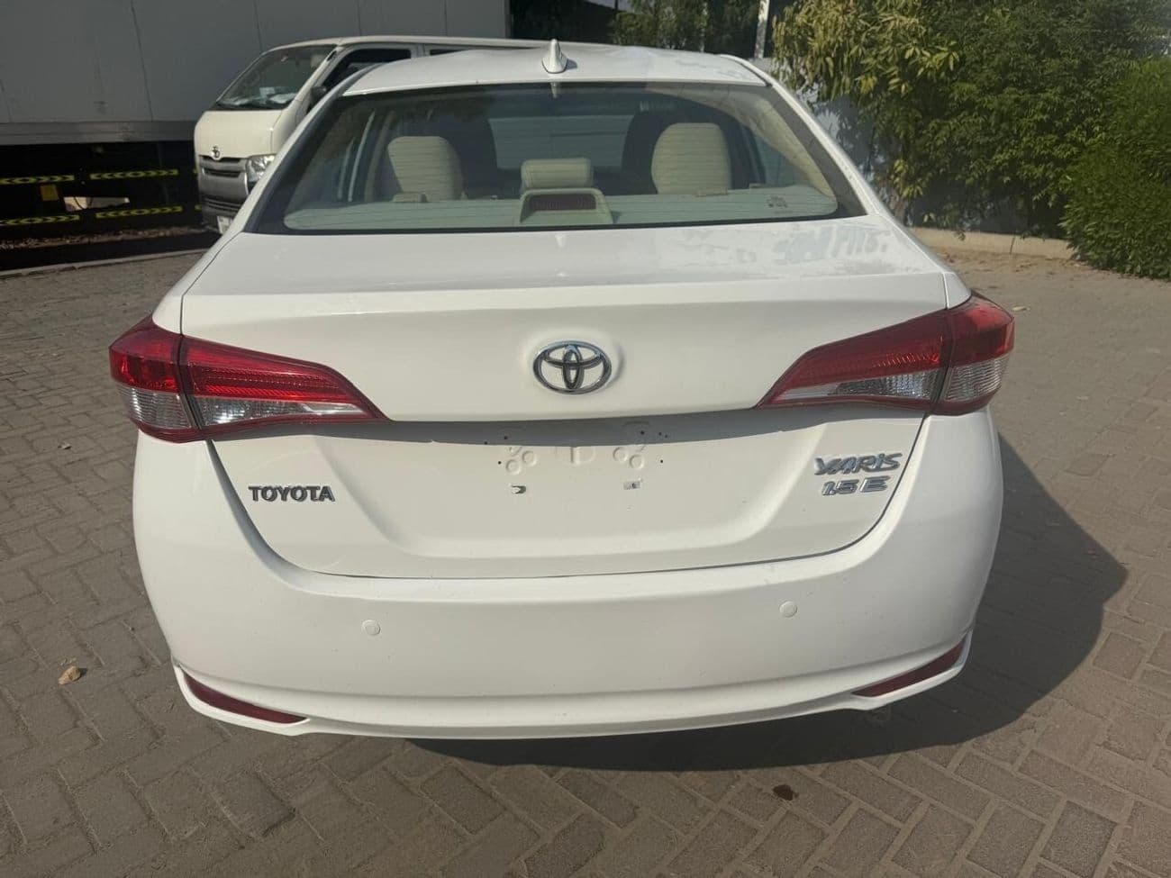 2019 Toyota Yaris SE thumbnail 5