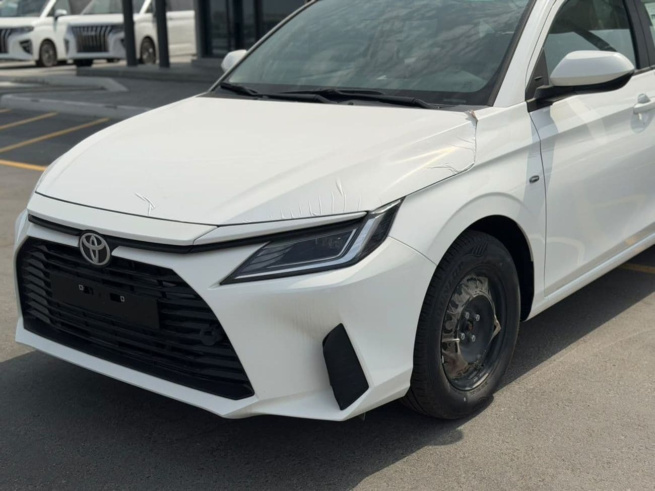 2026 Toyota Yaris E thumbnail 5