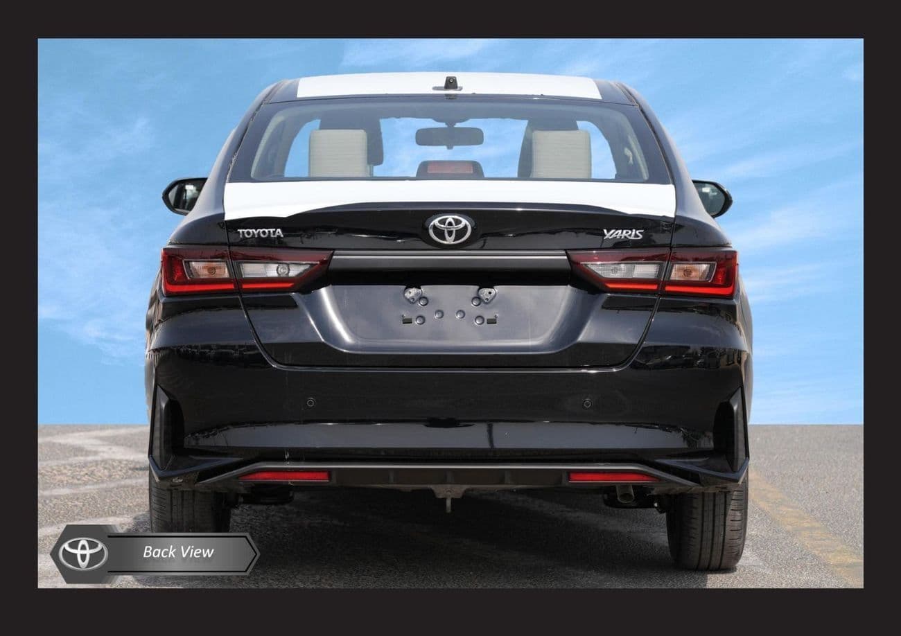 2026 Toyota Yaris E thumbnail 3