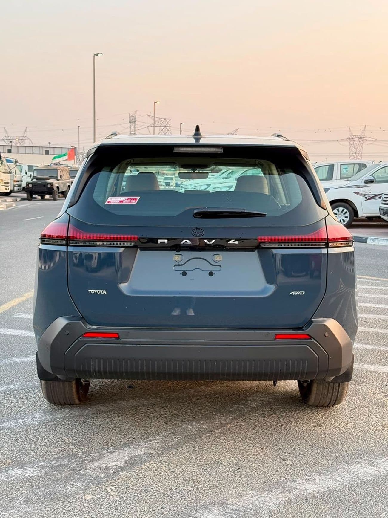 2026 Toyota RAV4 XLE thumbnail 7