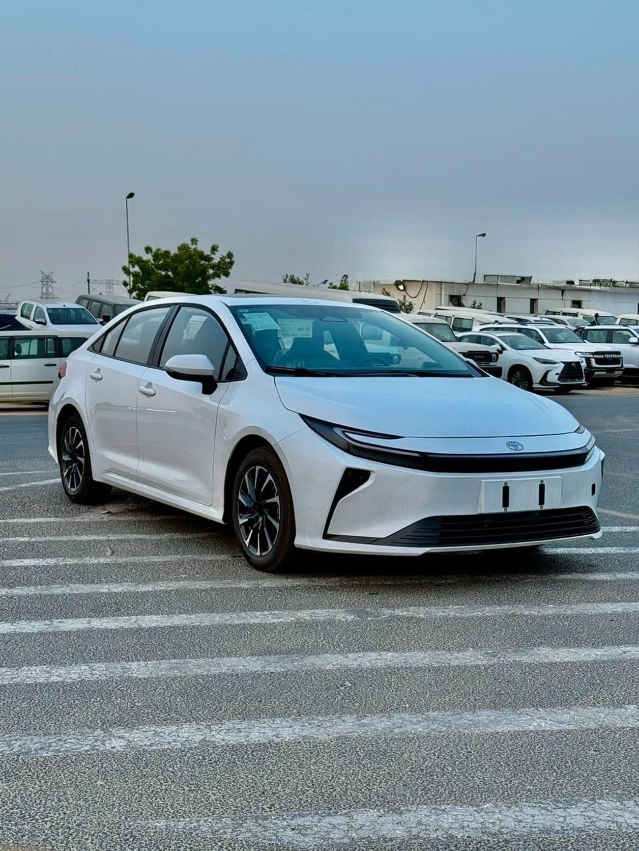 2026 Toyota Corolla thumbnail 2
