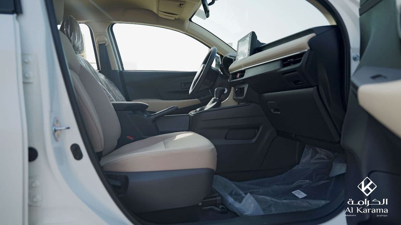 2026 Toyota Yaris E thumbnail 8