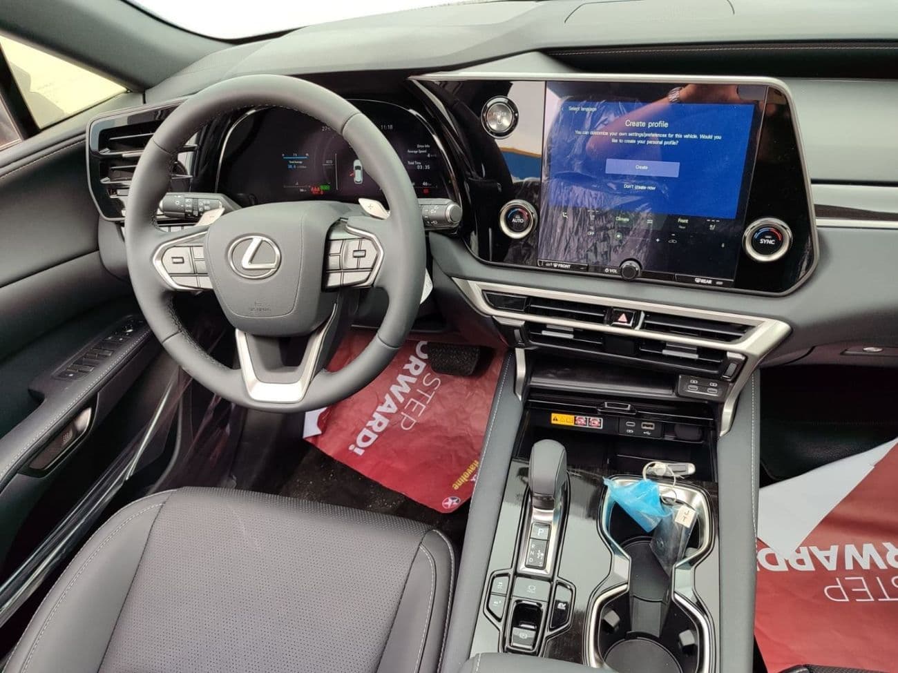 2025 Lexus RX350 2.5L HYBRID thumbnail 4