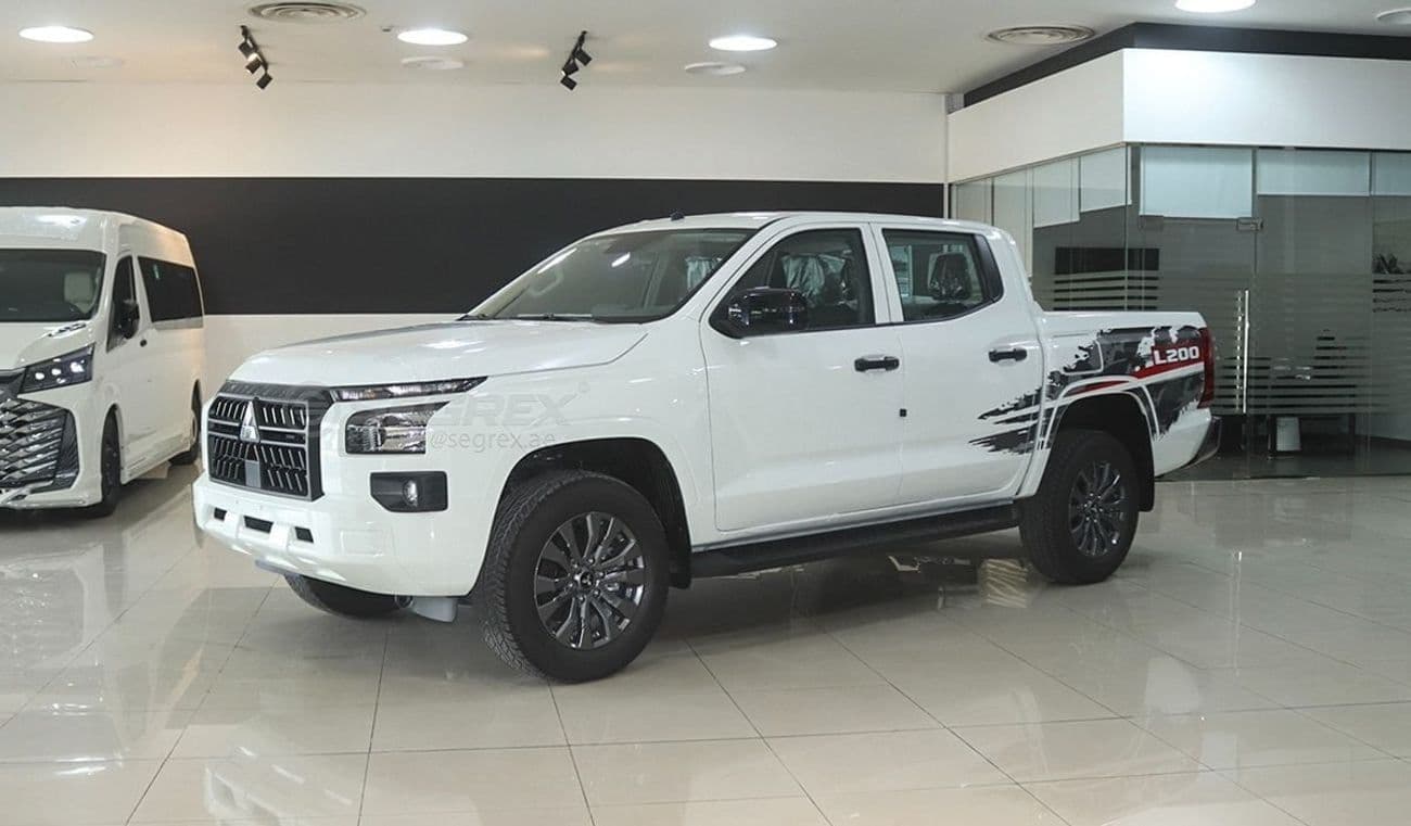 2027 Mitsubishi L200 thumbnail 3