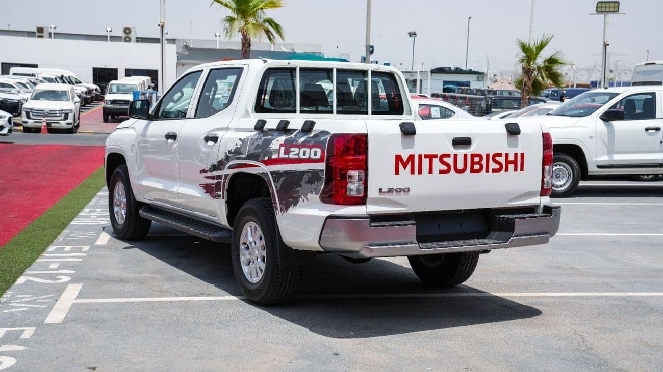 2026 Mitsubishi L200 GLX thumbnail 4