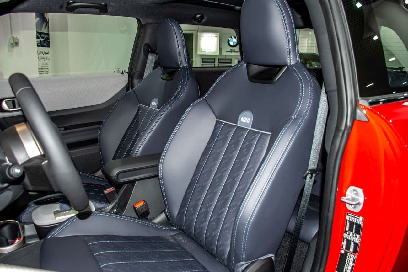 2025 Mini Cooper S STANDARD thumbnail 7