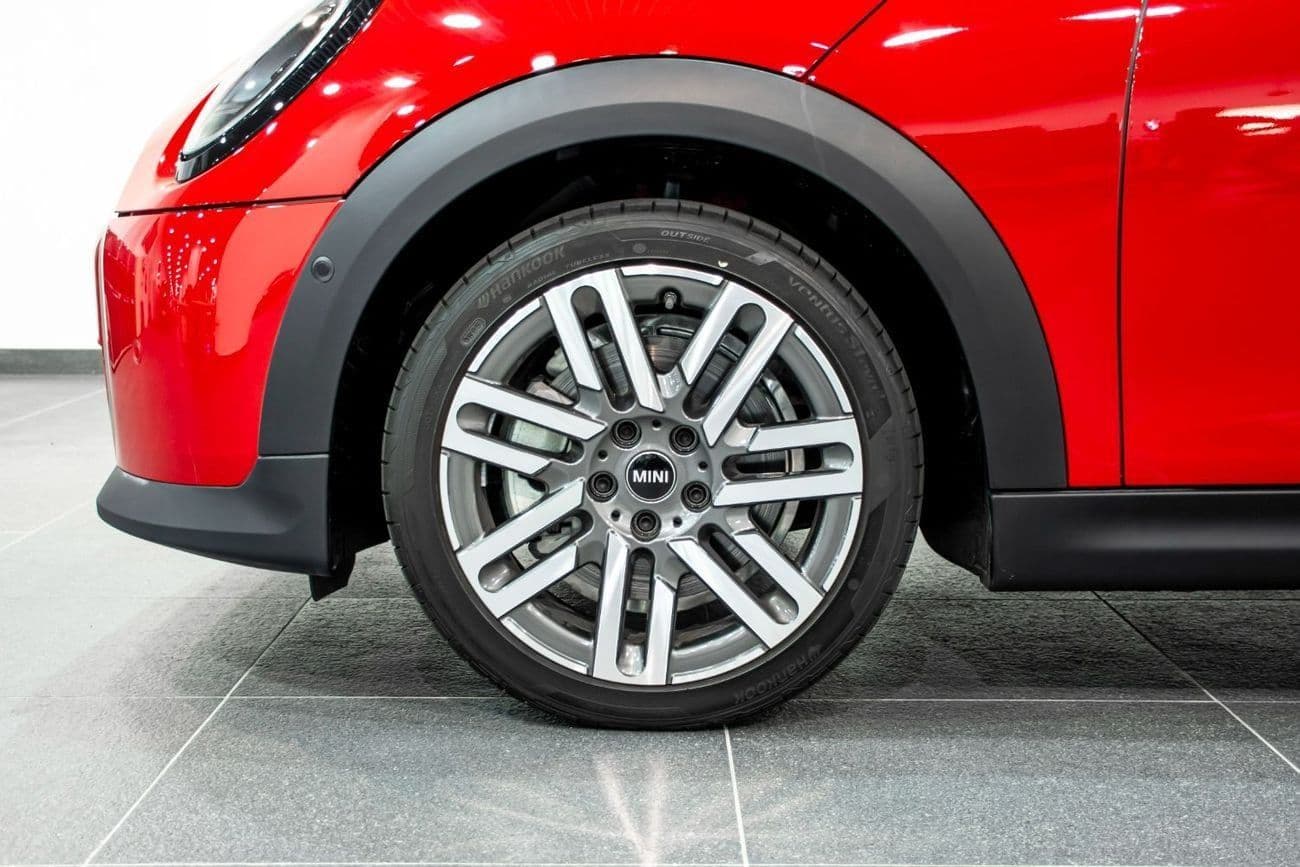 2025 Mini Cooper S STANDARD thumbnail 4