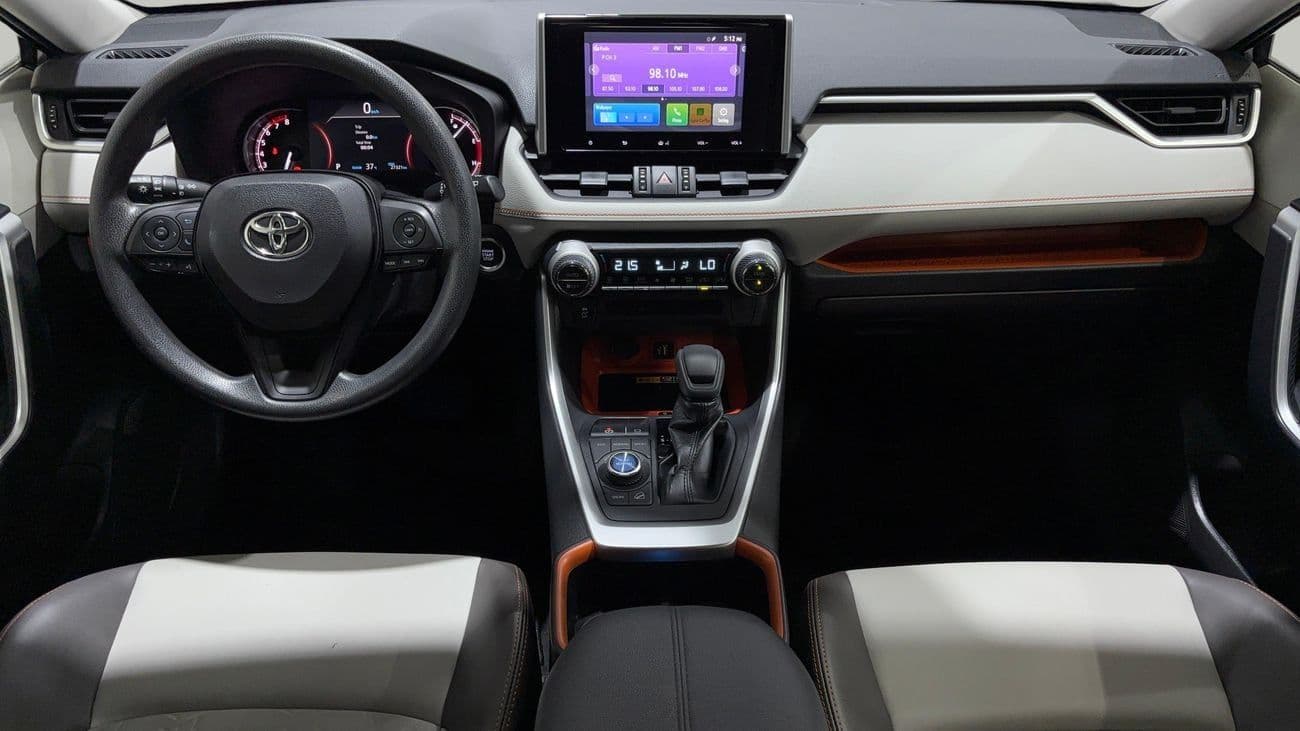 2024 Toyota RAV4 ADVENTURE thumbnail 7