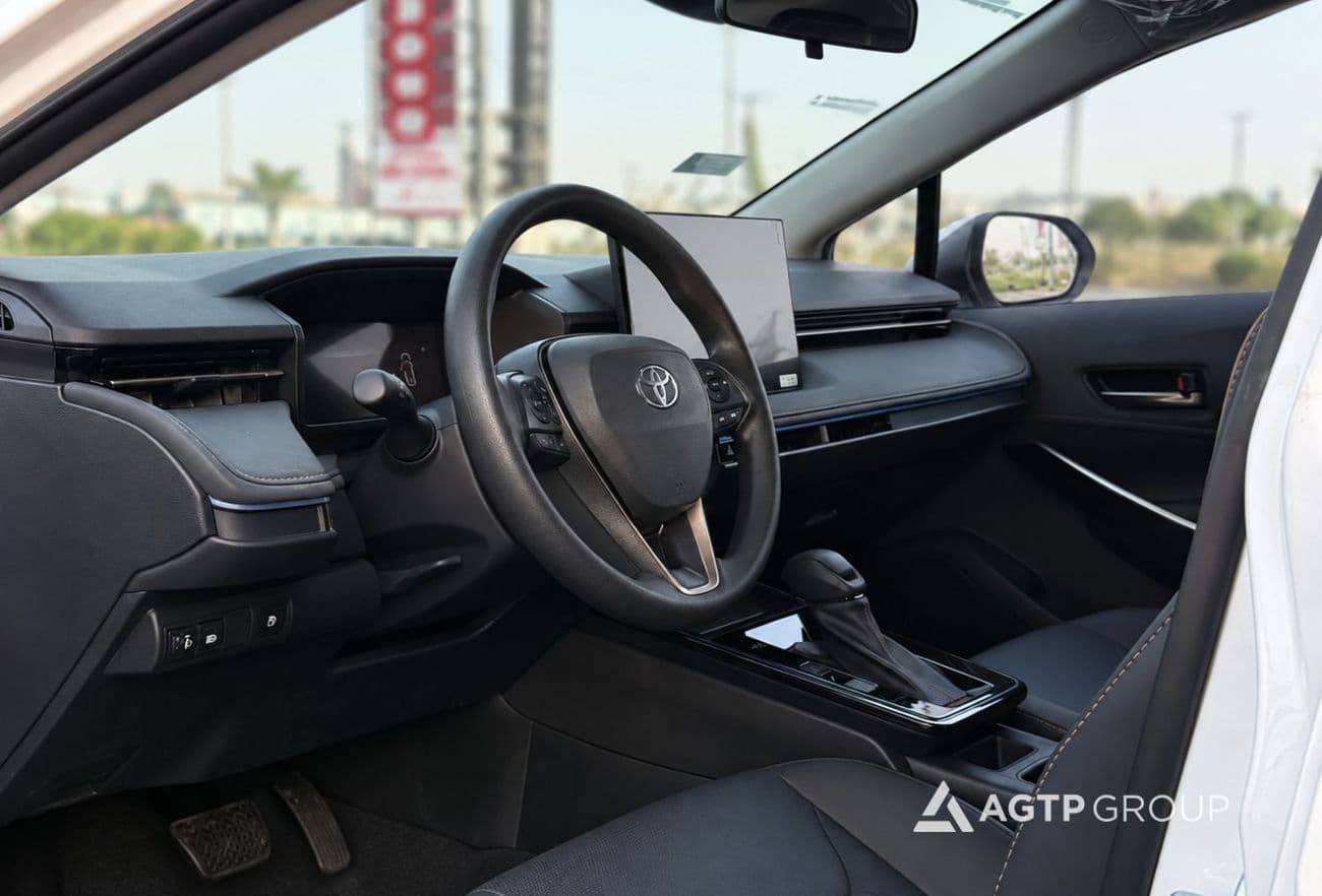 2026 Toyota Corolla XLI HEV thumbnail 7