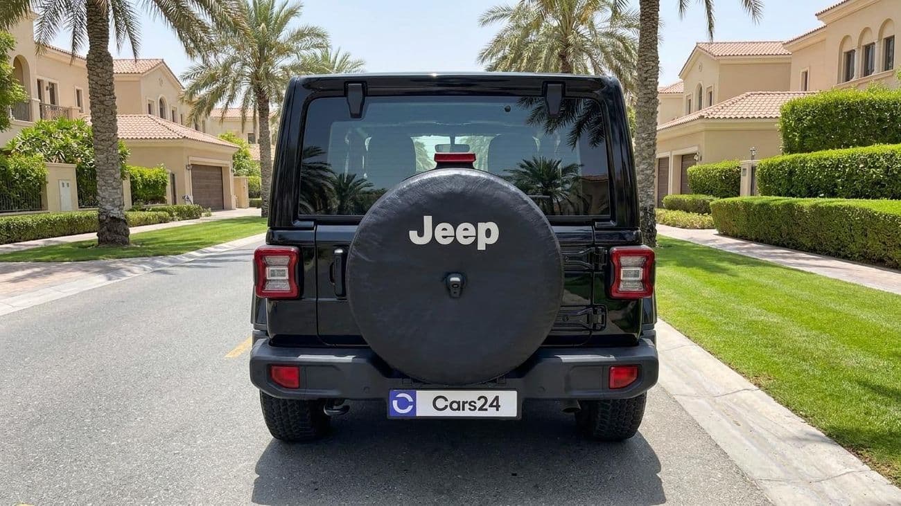 2023 Jeep Wrangler SAHARA thumbnail 4