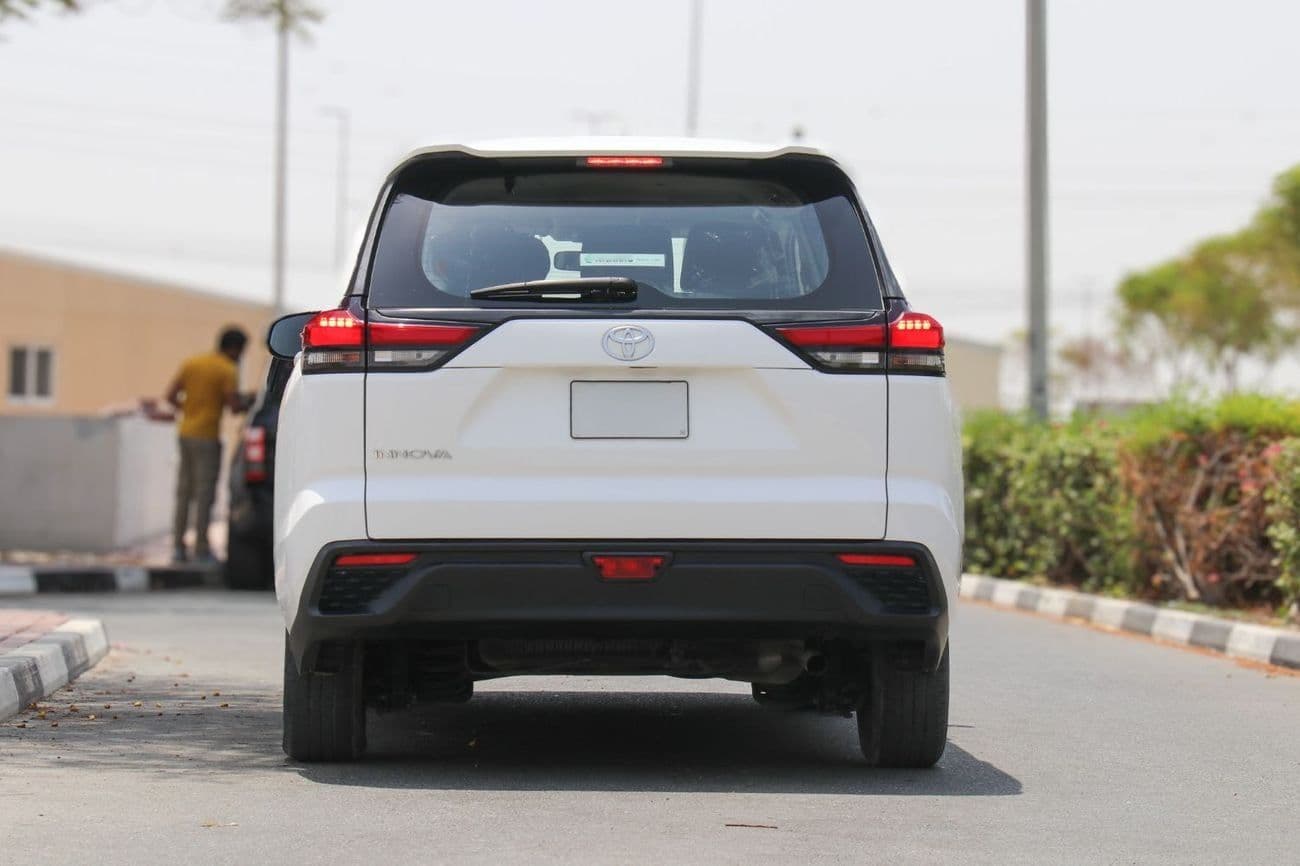 2024 Toyota Innova GL thumbnail 4