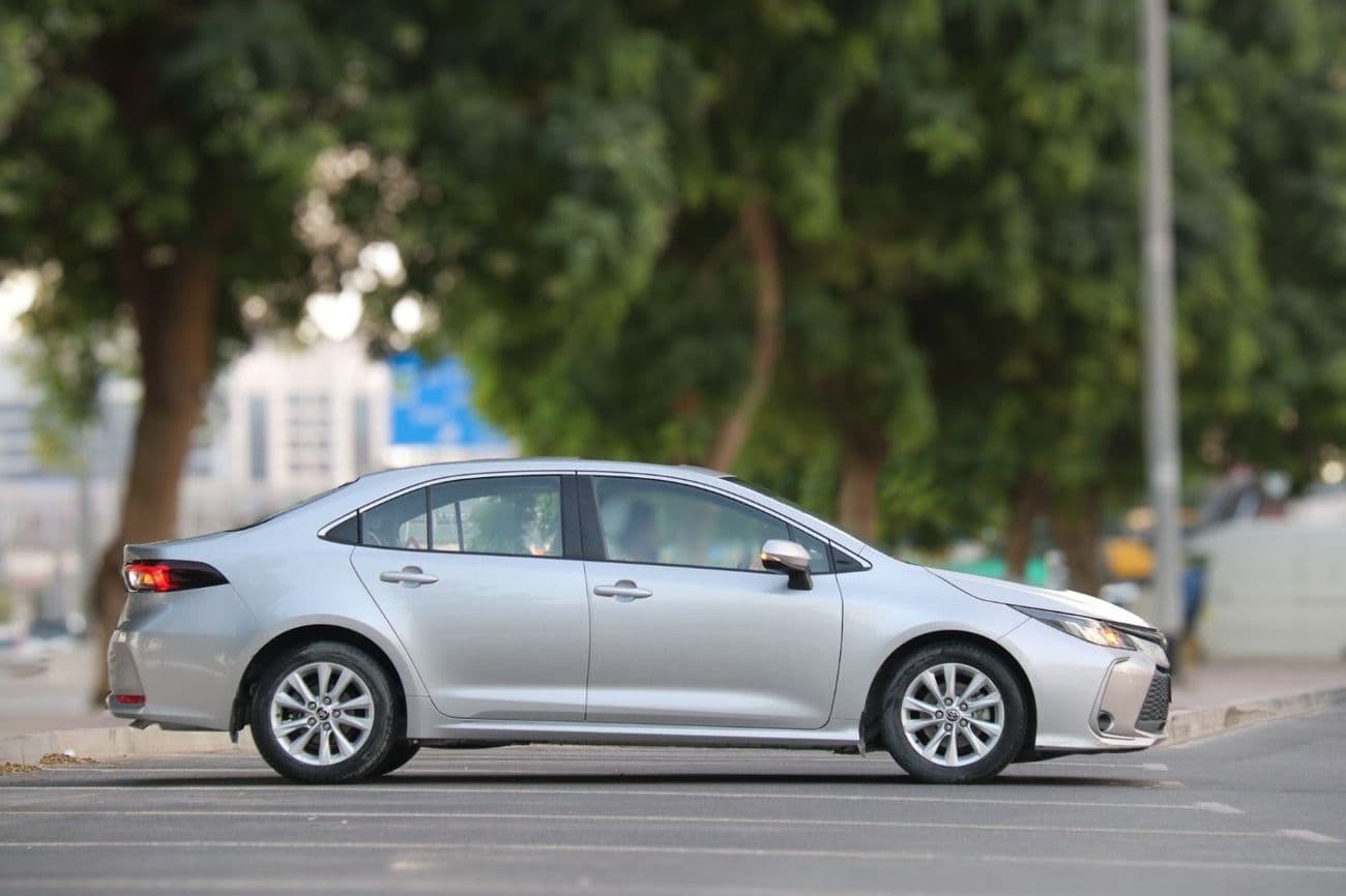 2023 Toyota Corolla XLI EXECUTIVE MR thumbnail 3