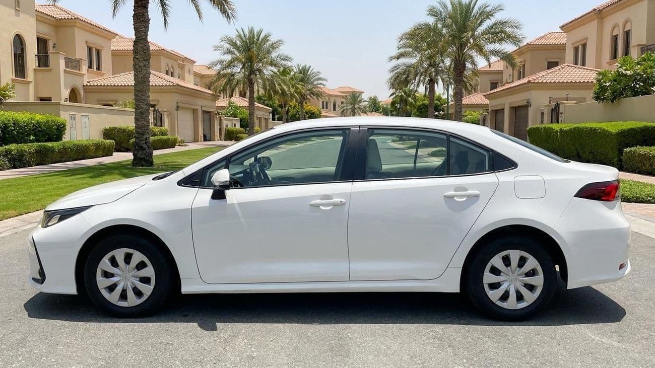 2024 Toyota Corolla XLI thumbnail 5