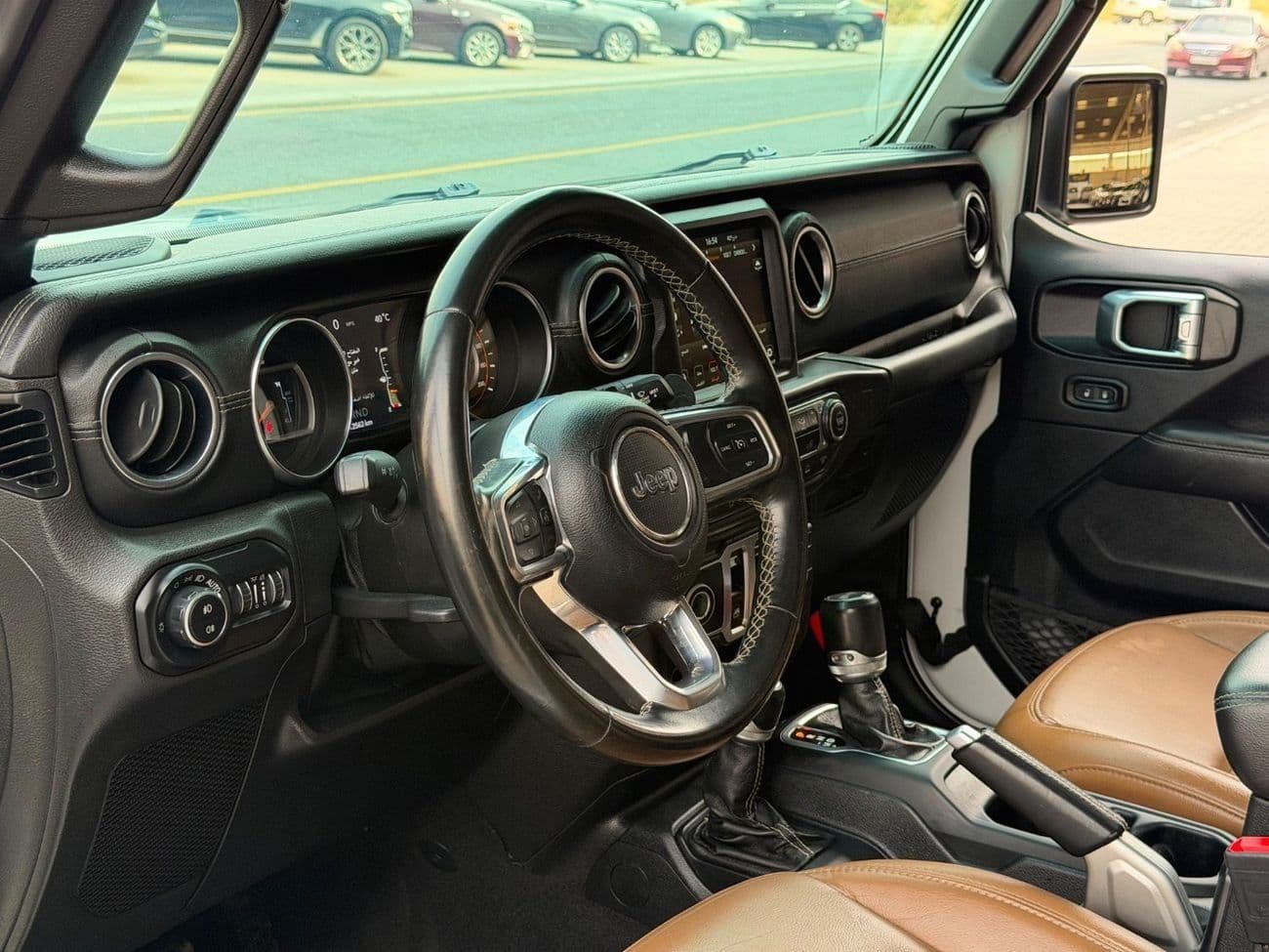 2021 Jeep Wrangler SAHARA thumbnail 6