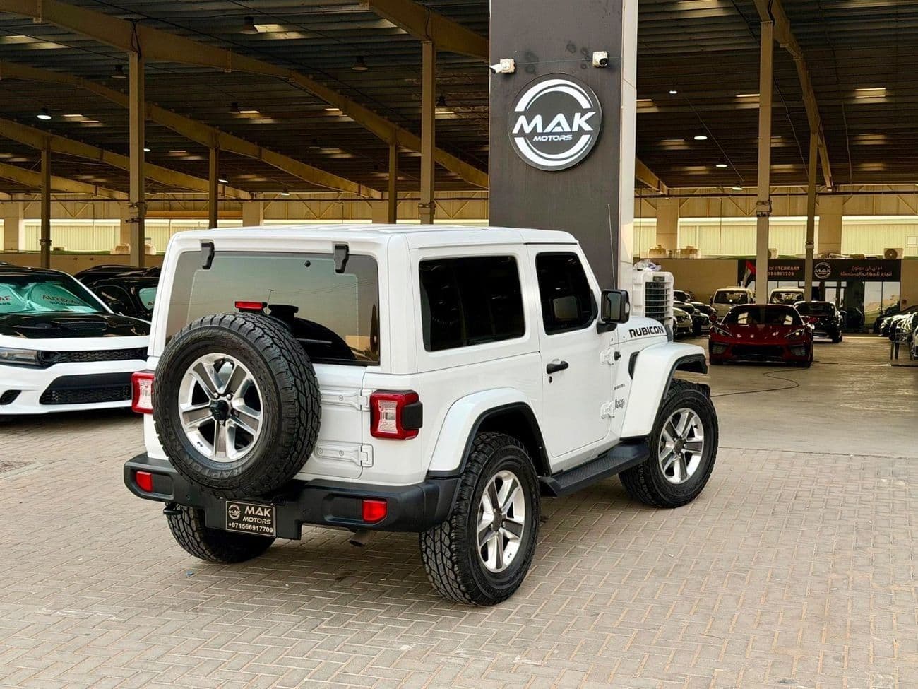 2021 Jeep Wrangler SAHARA thumbnail 3