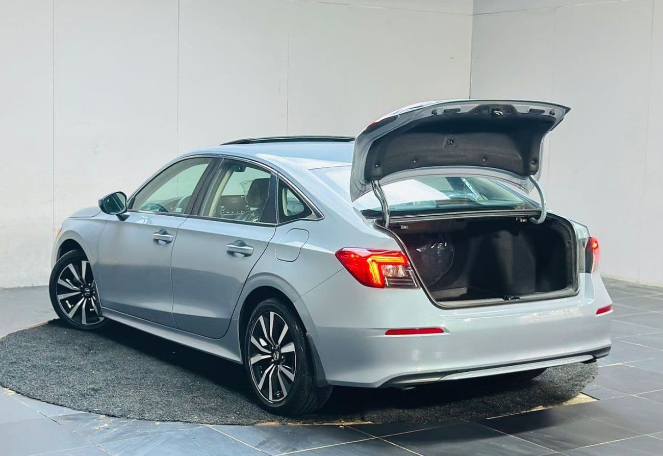 2024 Honda Civic EX thumbnail 5